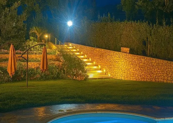 Open Space - Location Per Eventi 2 Piscine Riscaldate - וילה רומא